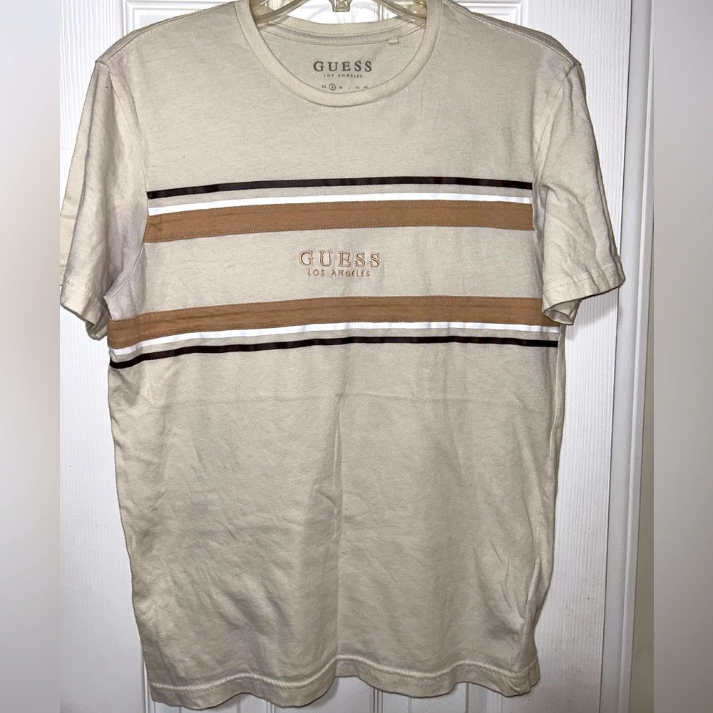 Guess Men’s Small tshirt